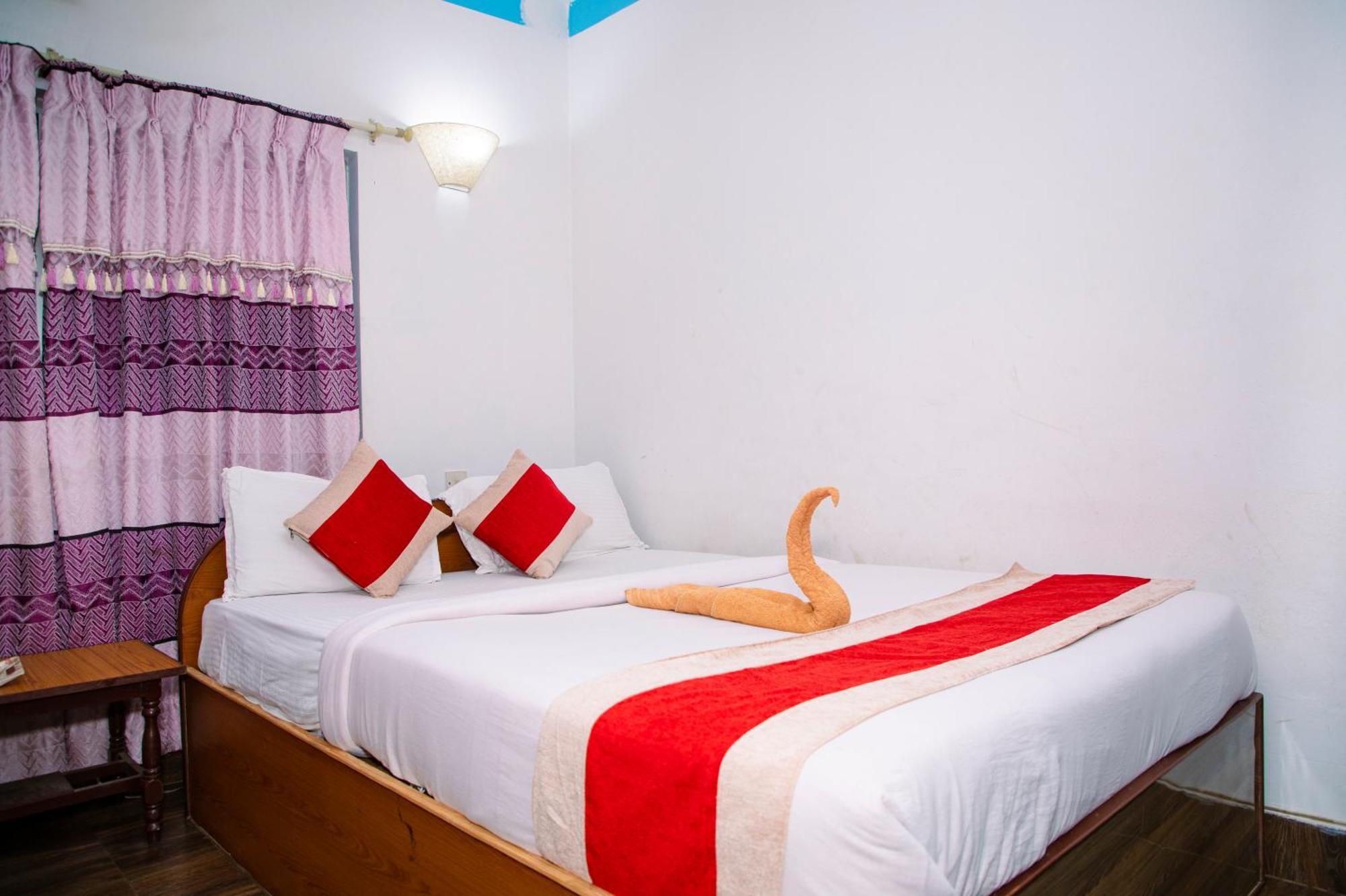 Hotel Shiva'S Dream Саураха Екстер'єр фото