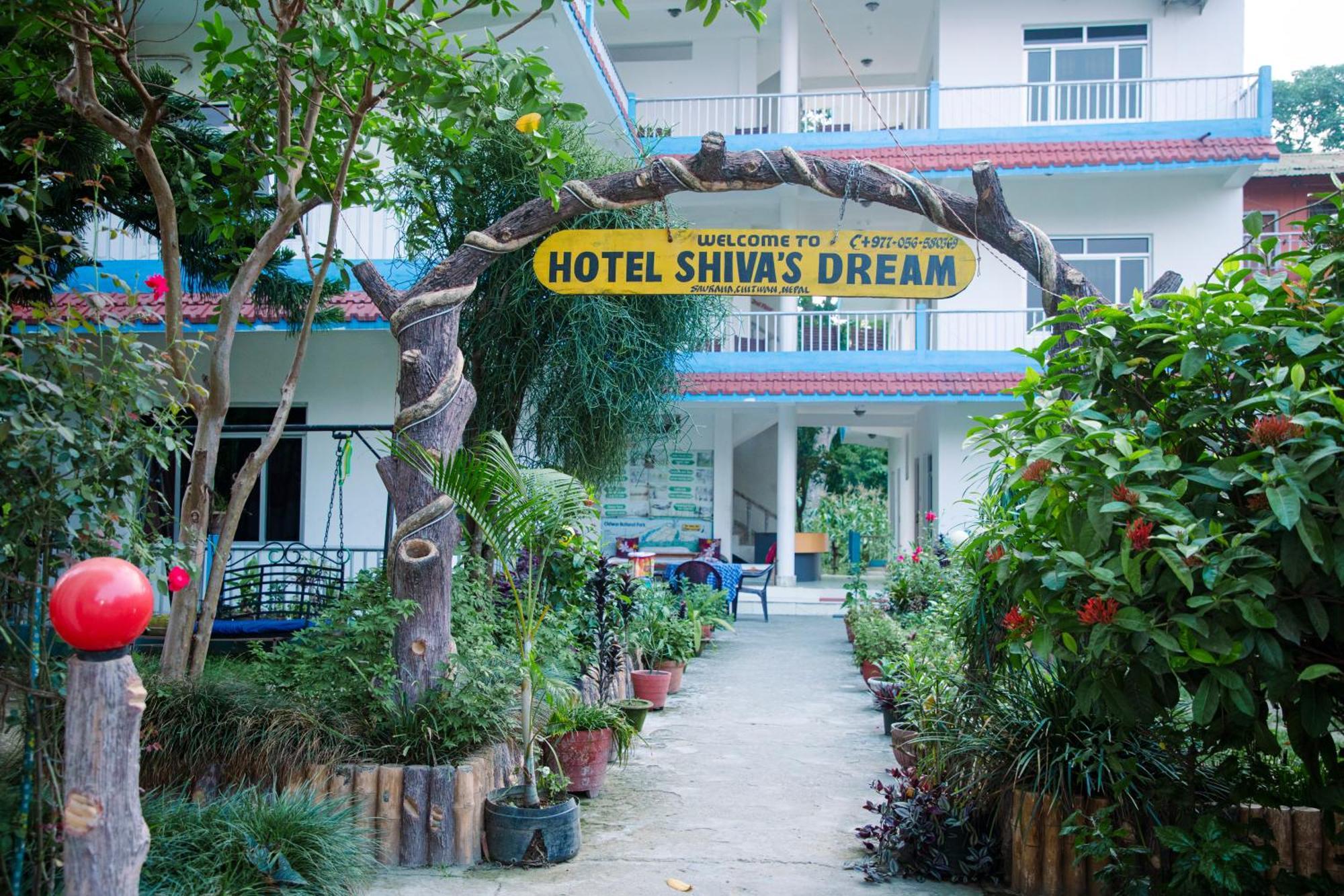 Hotel Shiva'S Dream Саураха Екстер'єр фото